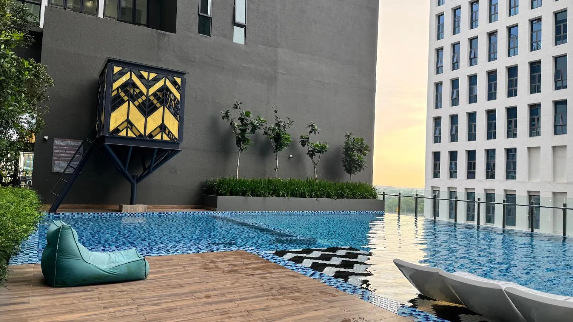 Alinea Daijoubu Stay 4 Pax Sek 14 Shah Alam